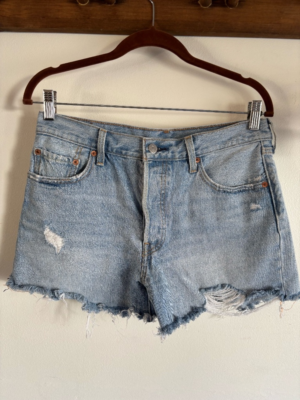 Cut off Levi's Jean Shorts